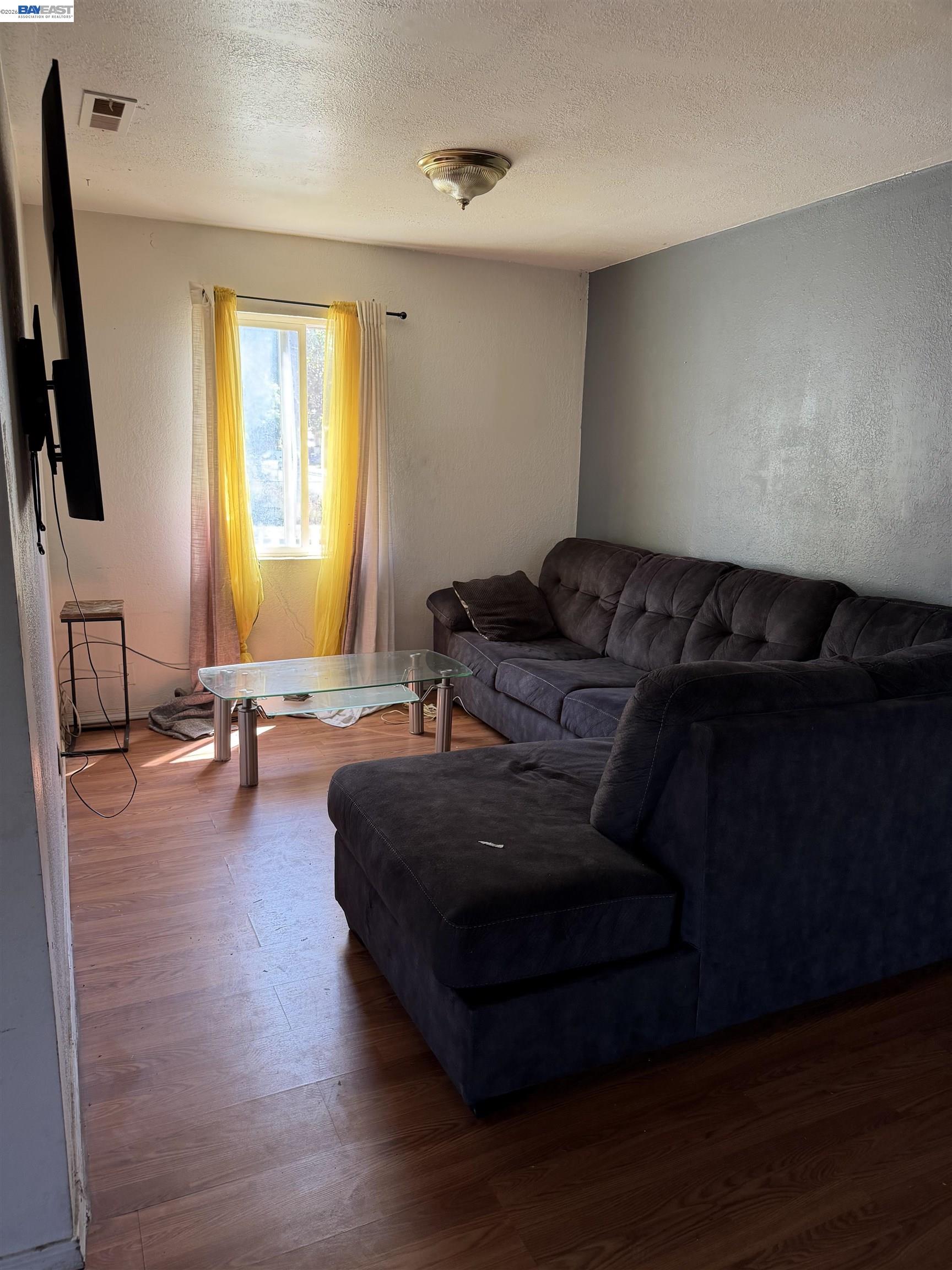 344 Blain Ave
