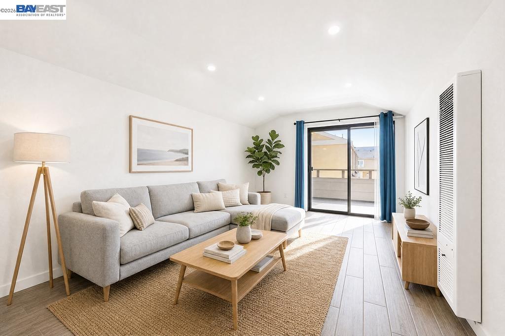 2077 Washington Ave #212, San Leandro