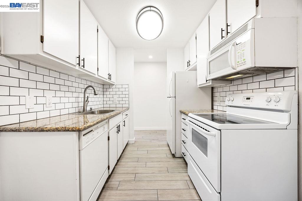 2077 Washington Ave # 212