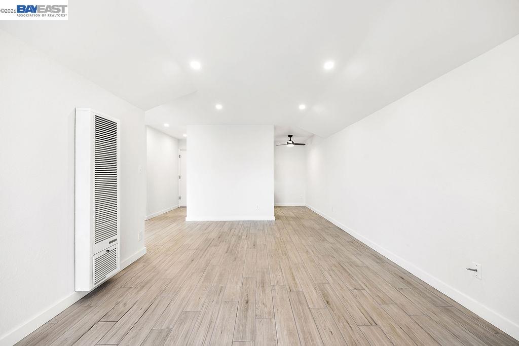 2077 Washington Ave # 212