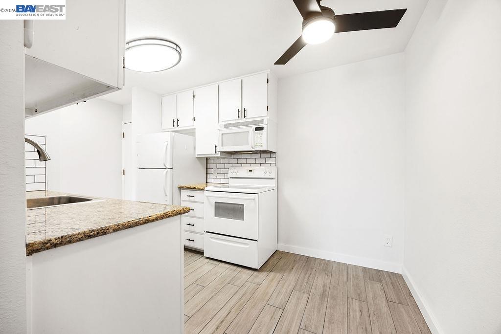 2077 Washington Ave # 212