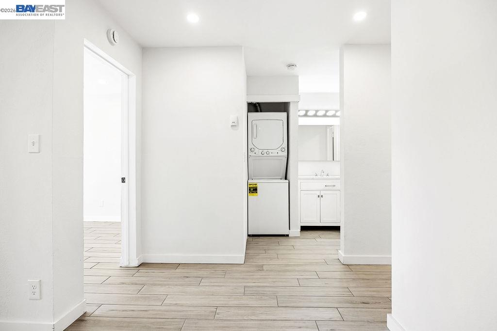 2077 Washington Ave # 212