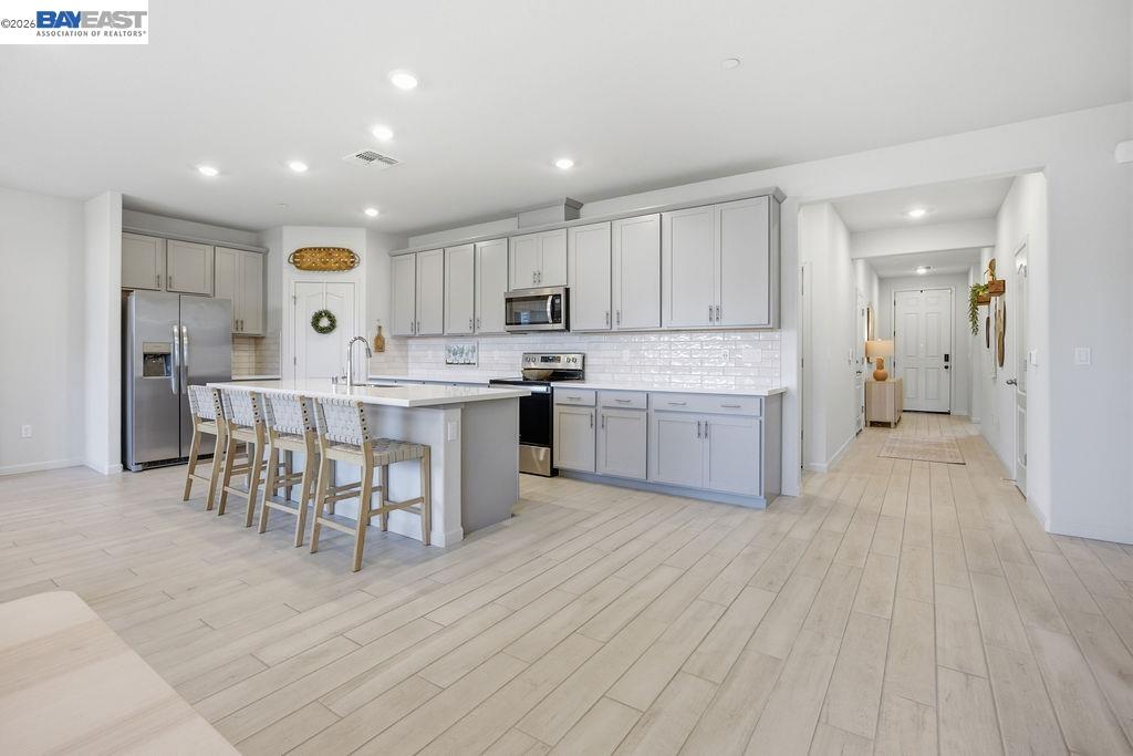 1012 Ramos Drive, Winters