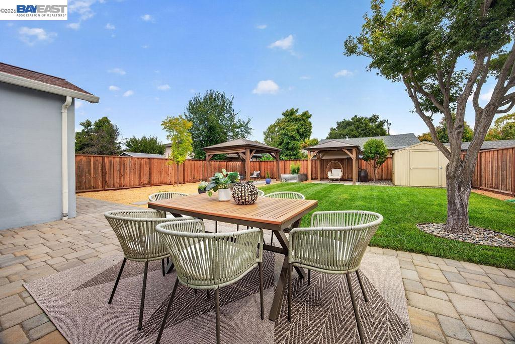 1120 Henderson Avenue, Menlo Park