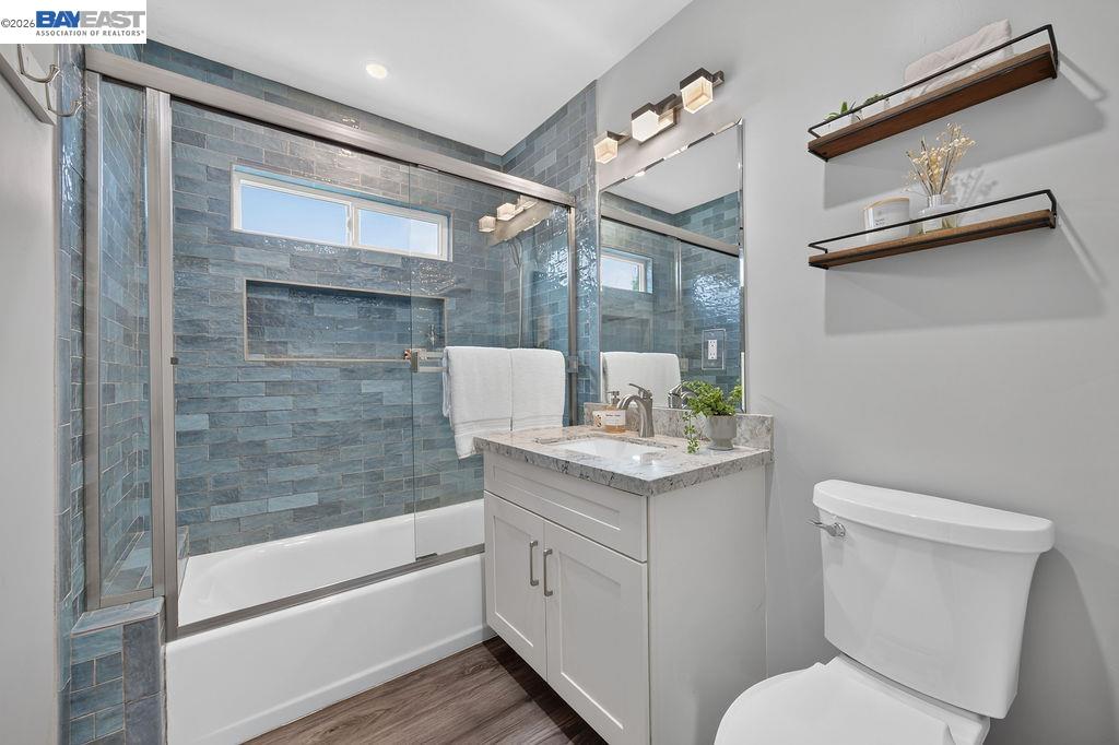 1120 Henderson Avenue, Menlo Park