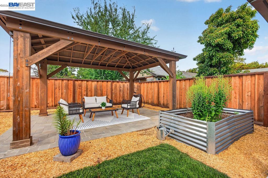 1120 Henderson Avenue, Menlo Park
