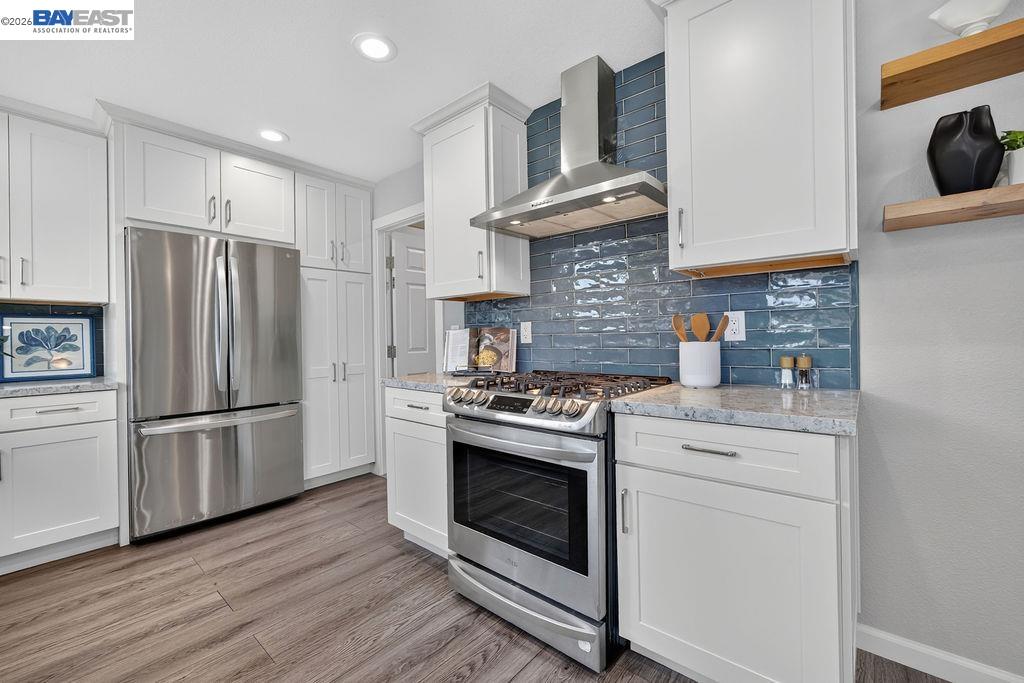 1120 Henderson Avenue, Menlo Park