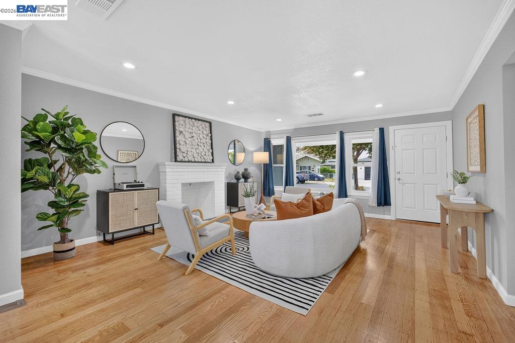 1120 Henderson Avenue, Menlo Park