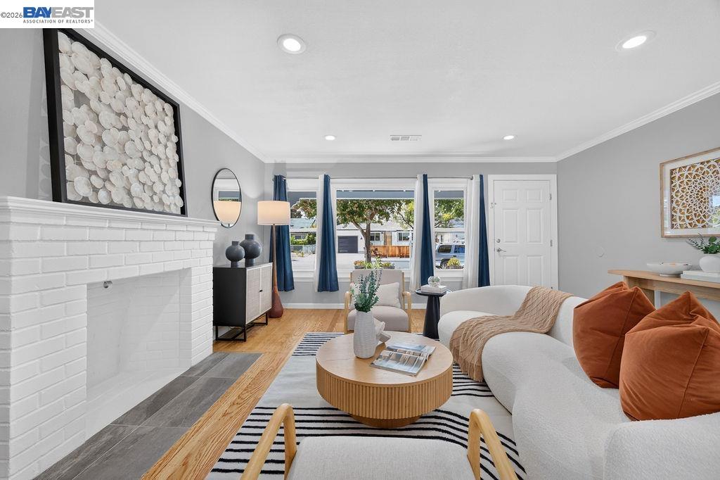 1120 Henderson Avenue, Menlo Park