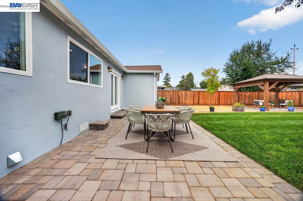 1120 Henderson Avenue, Menlo Park