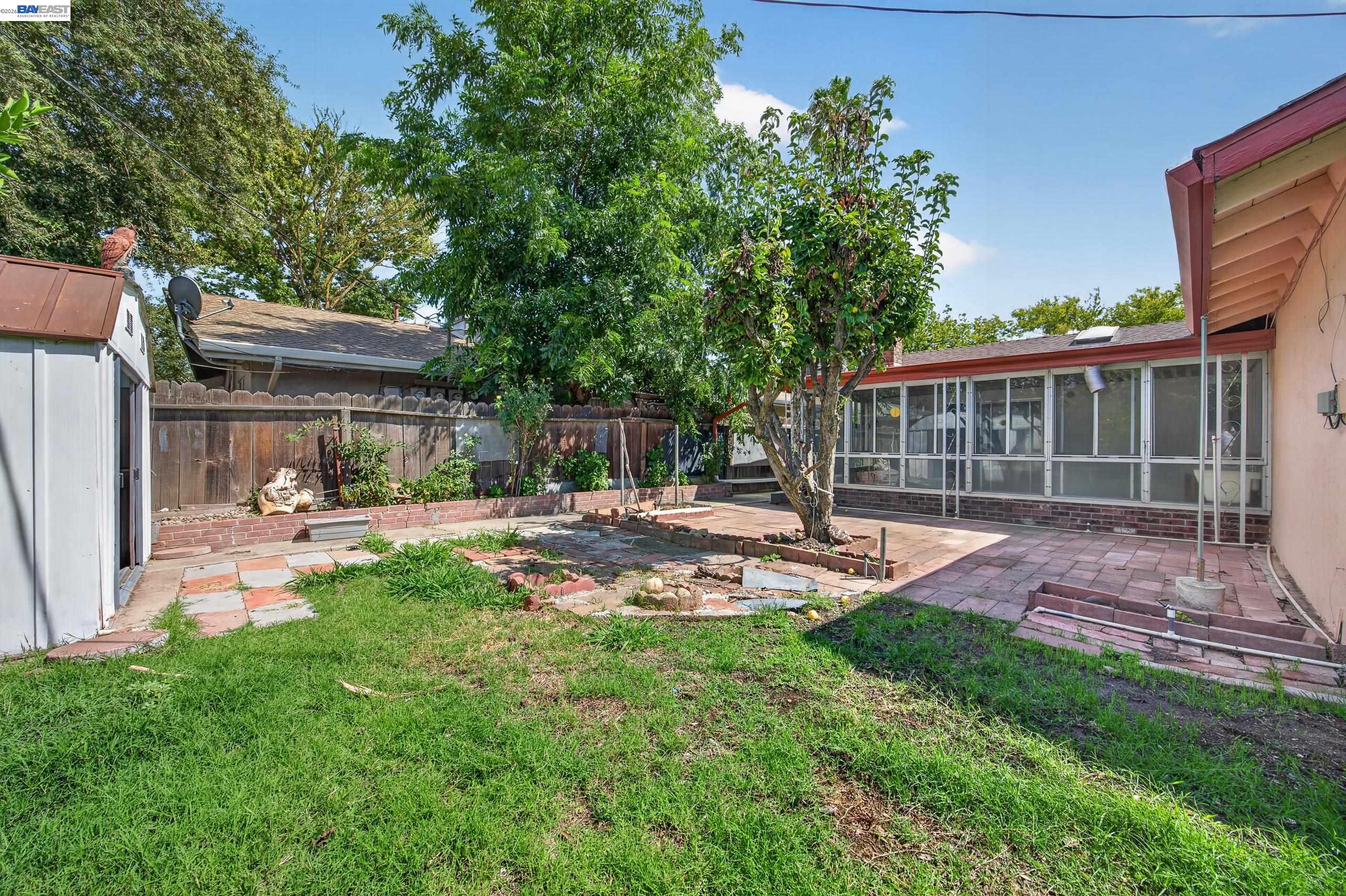 421 East Serrano Way, Stockton