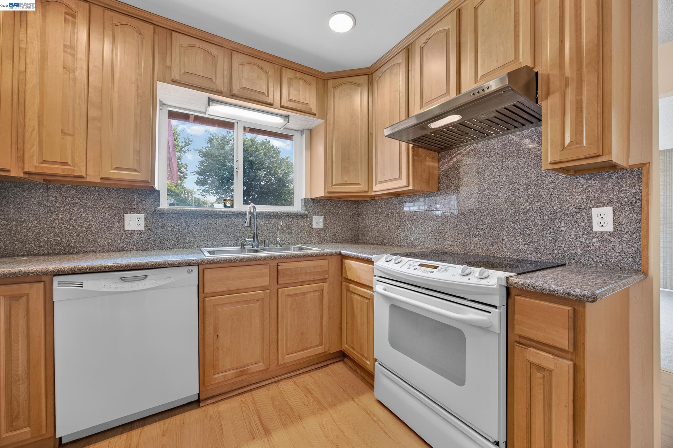 421 East Serrano Way, Stockton