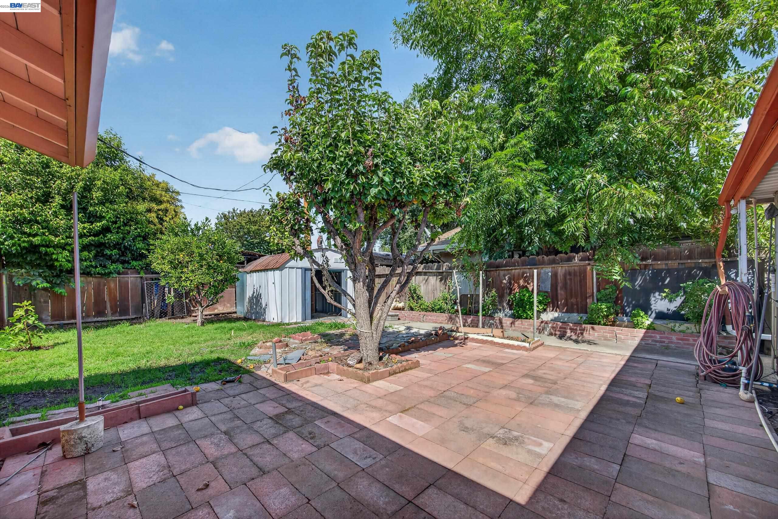 421 East Serrano Way, Stockton