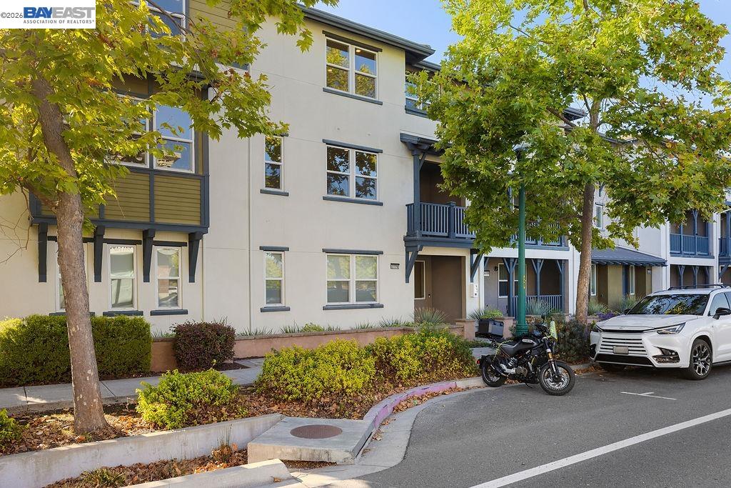2729 5Th St, Alameda