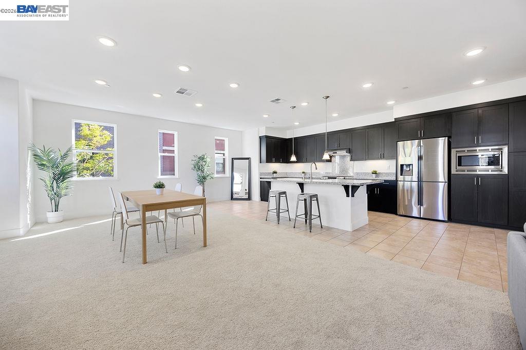 2729 5Th St, Alameda