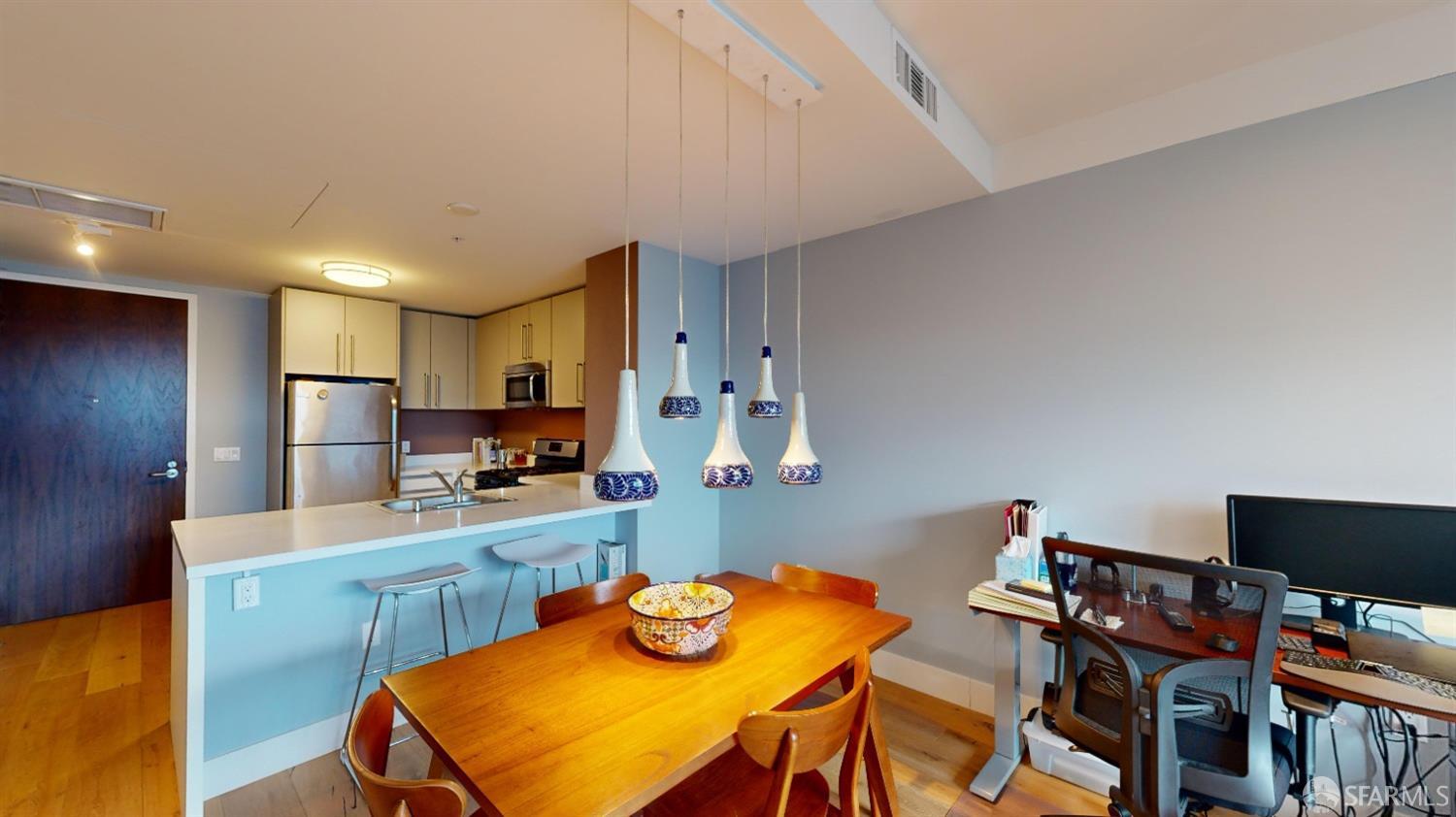 1450 Franklin Street # 403