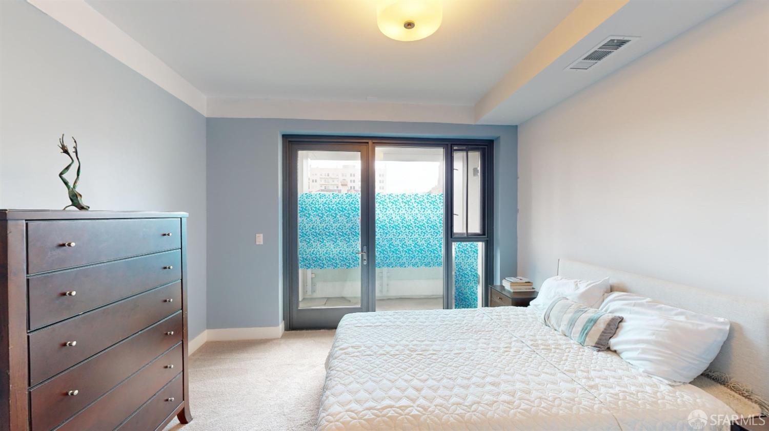 1450 Franklin Street # 403