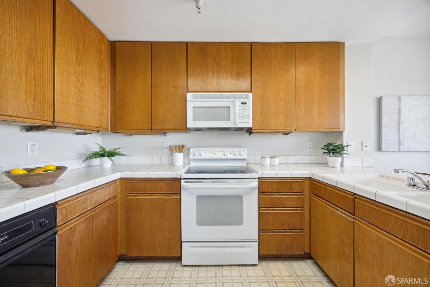 520 Pointe Pacific Drive # 3, Daly City