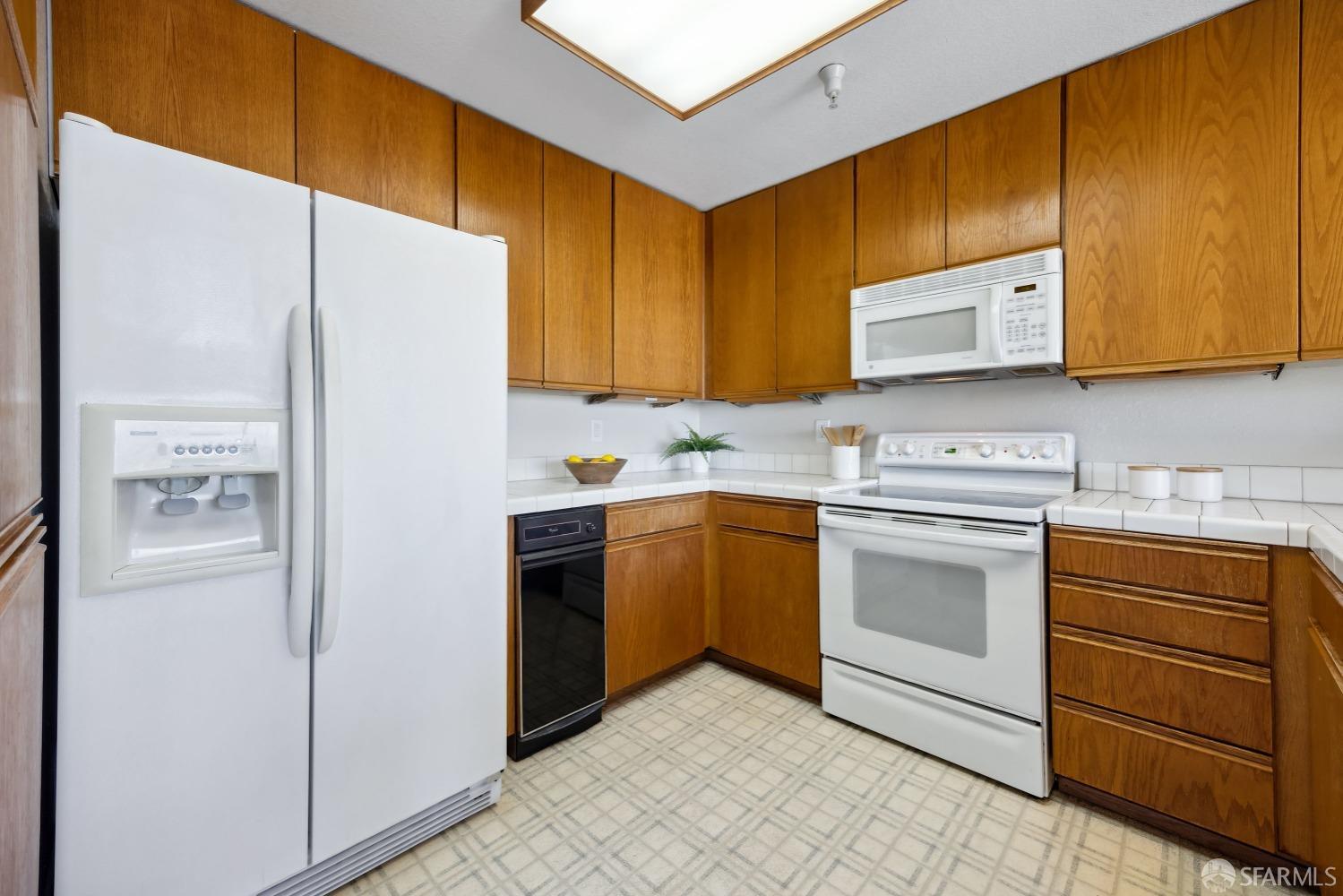 520 Pointe Pacific Drive # 3, Daly City