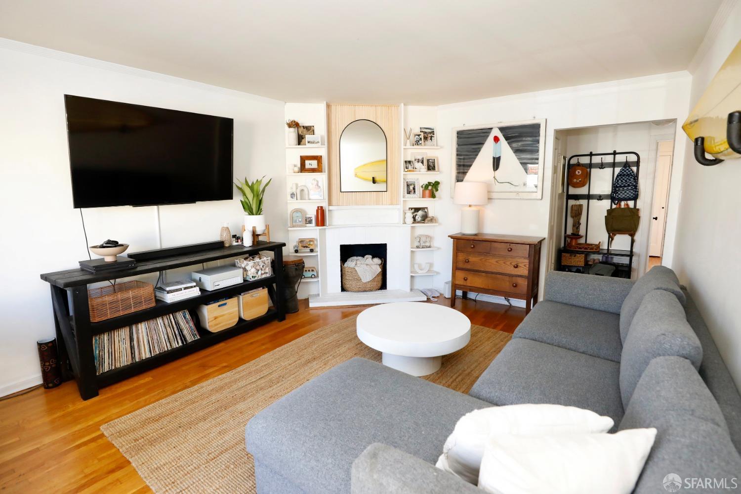 2337-2339 Judah Street