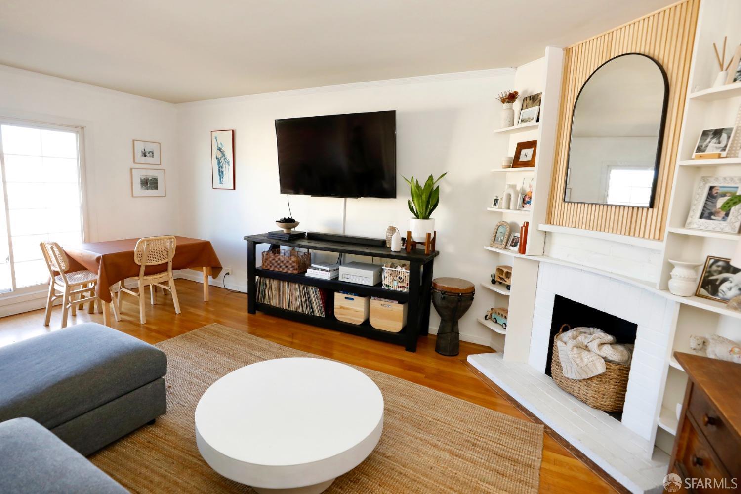 2337-2339 Judah Street