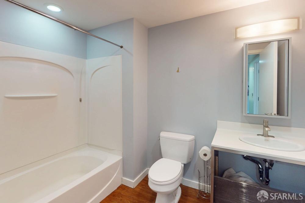 2101 Bryant Street # 107