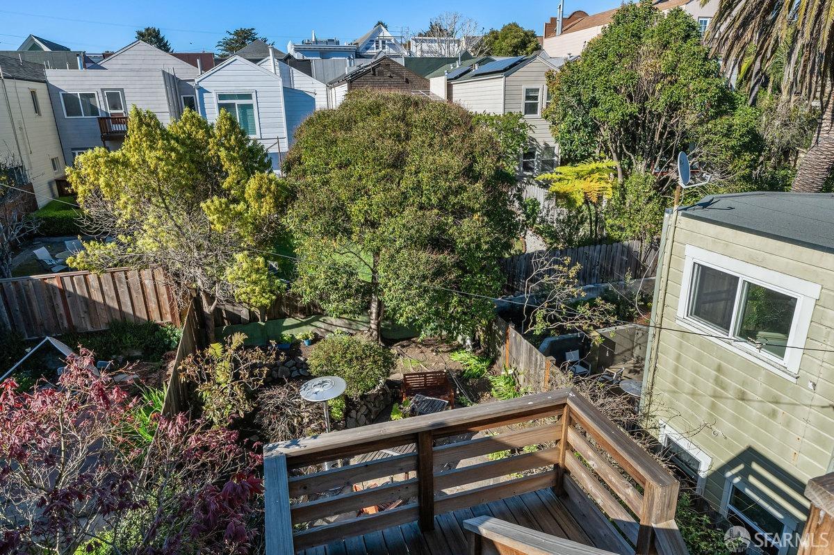 236-236B 27th Street