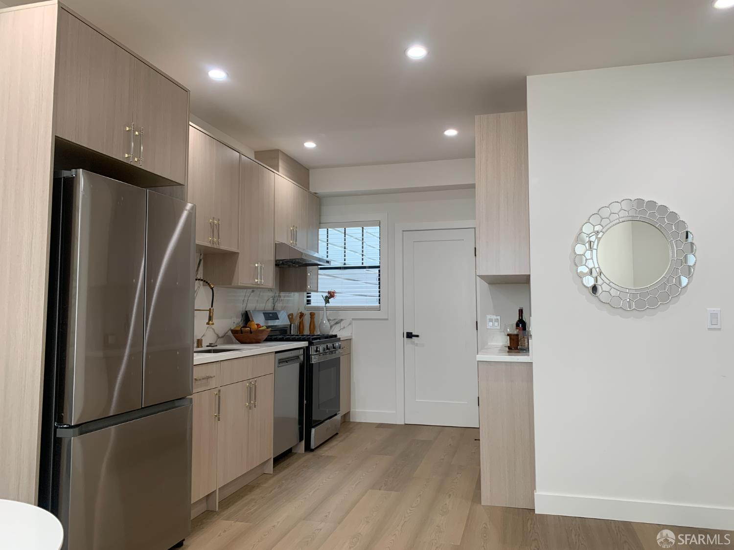 1643 Cabrillo Street