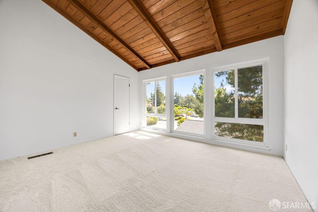 521 Ridgeview Court, Pleasant Hill