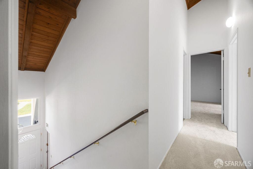 521 Ridgeview Court, Pleasant Hill