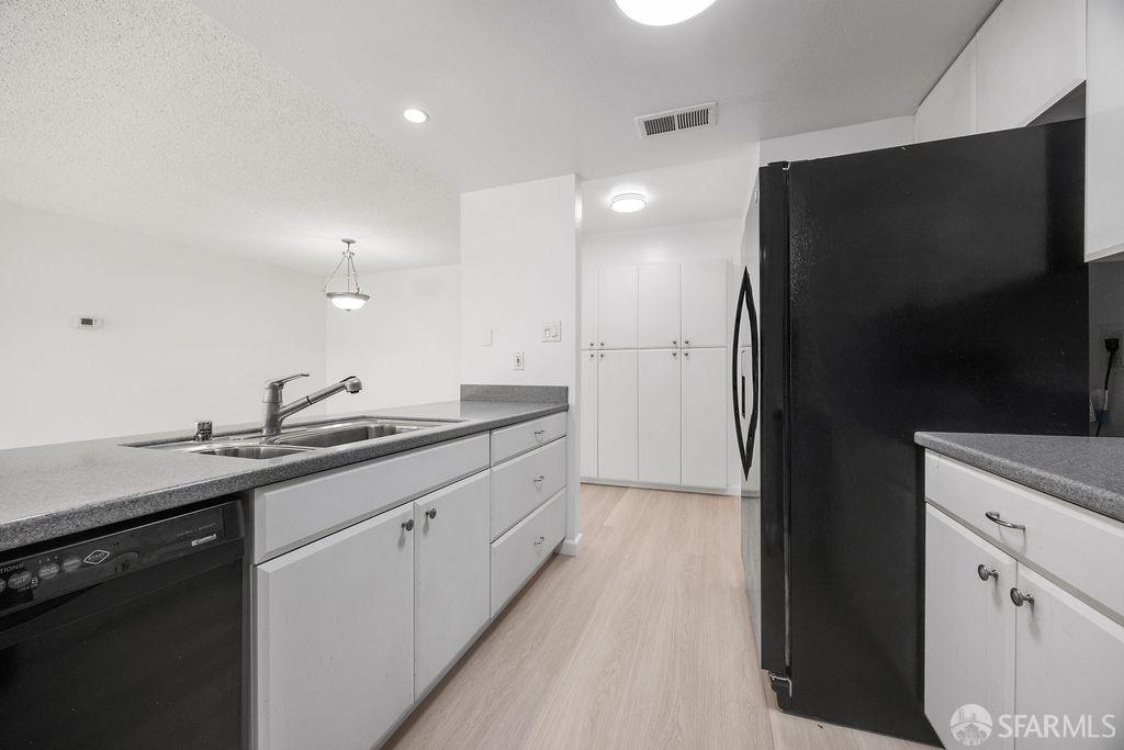 521 Ridgeview Court, Pleasant Hill