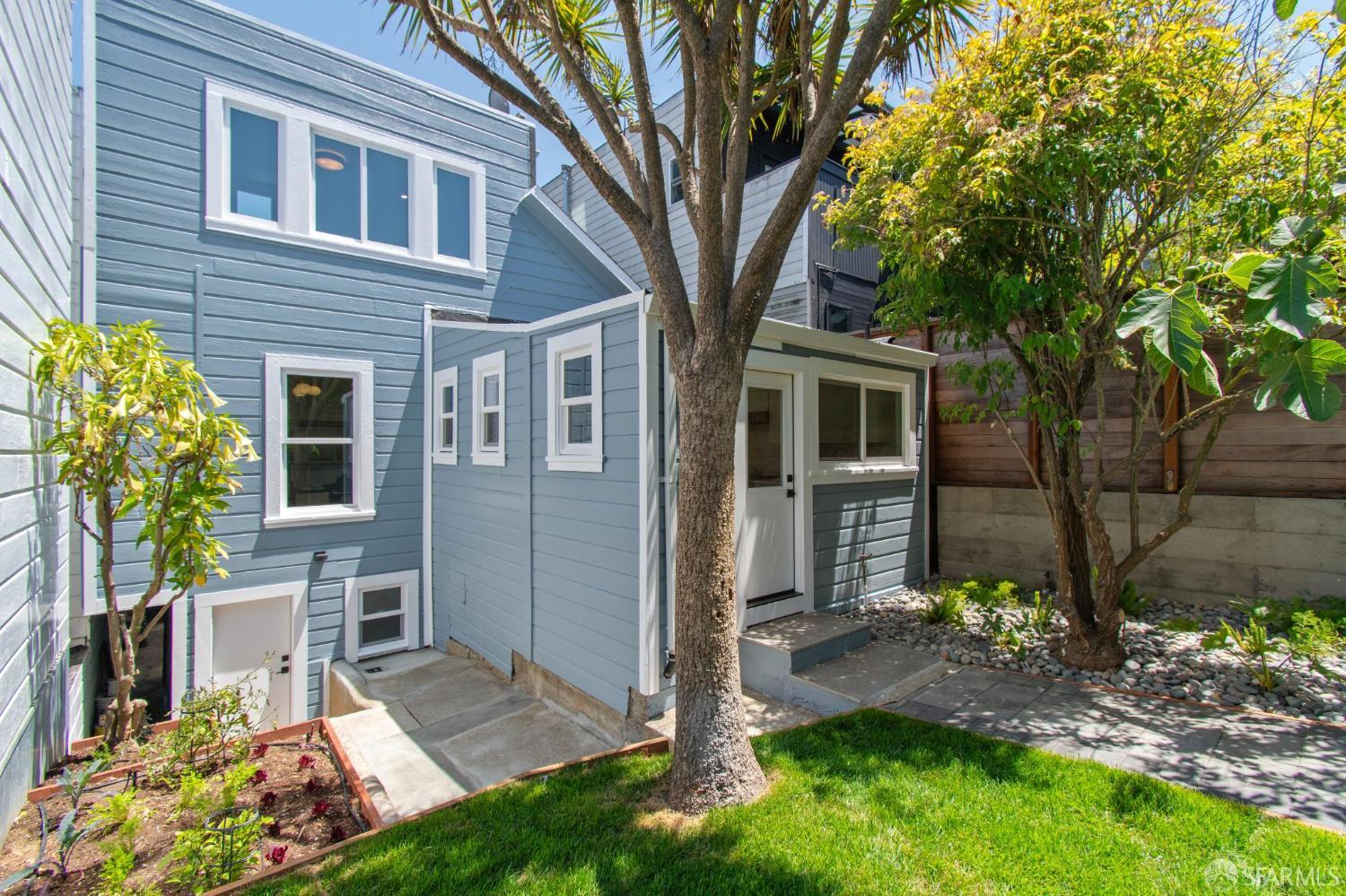 3284 Folsom Street, San Francisco