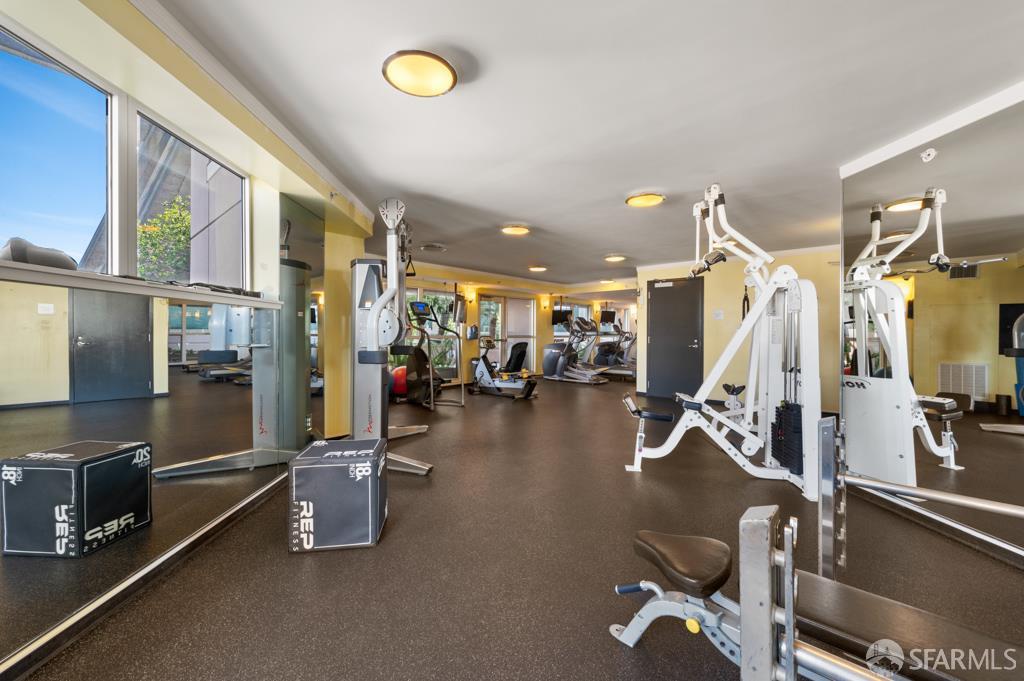 400 Beale Street # 403