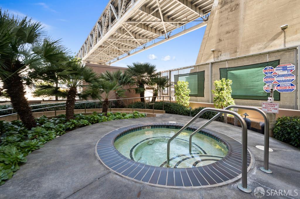 400 Beale Street # 403