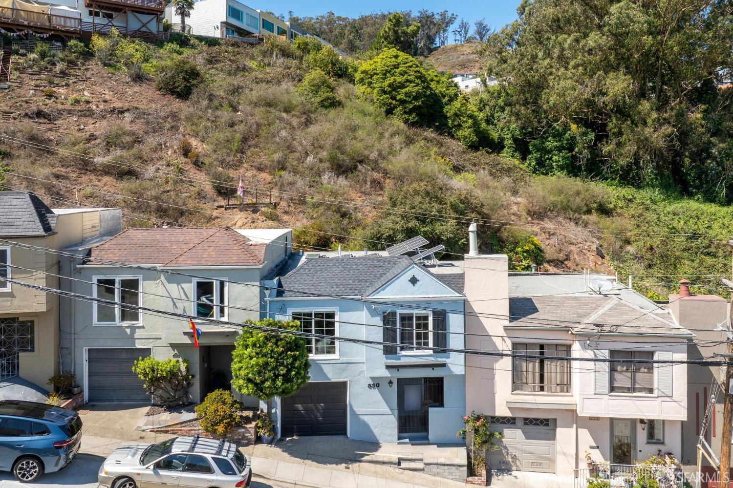 330 Los Palmos Drive