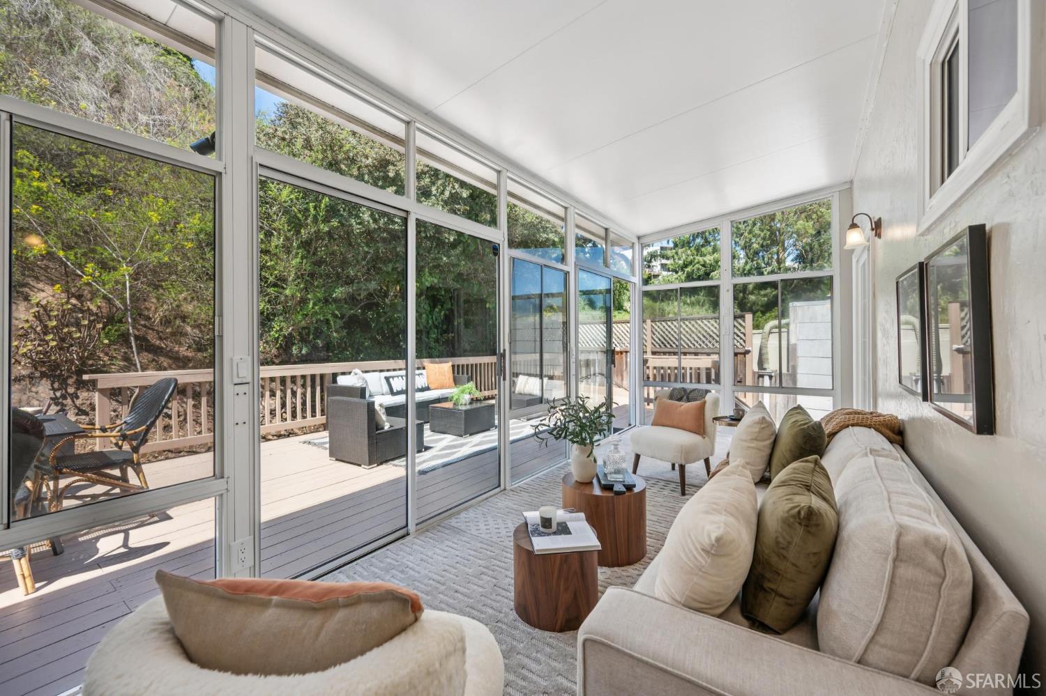 330 Los Palmos Drive