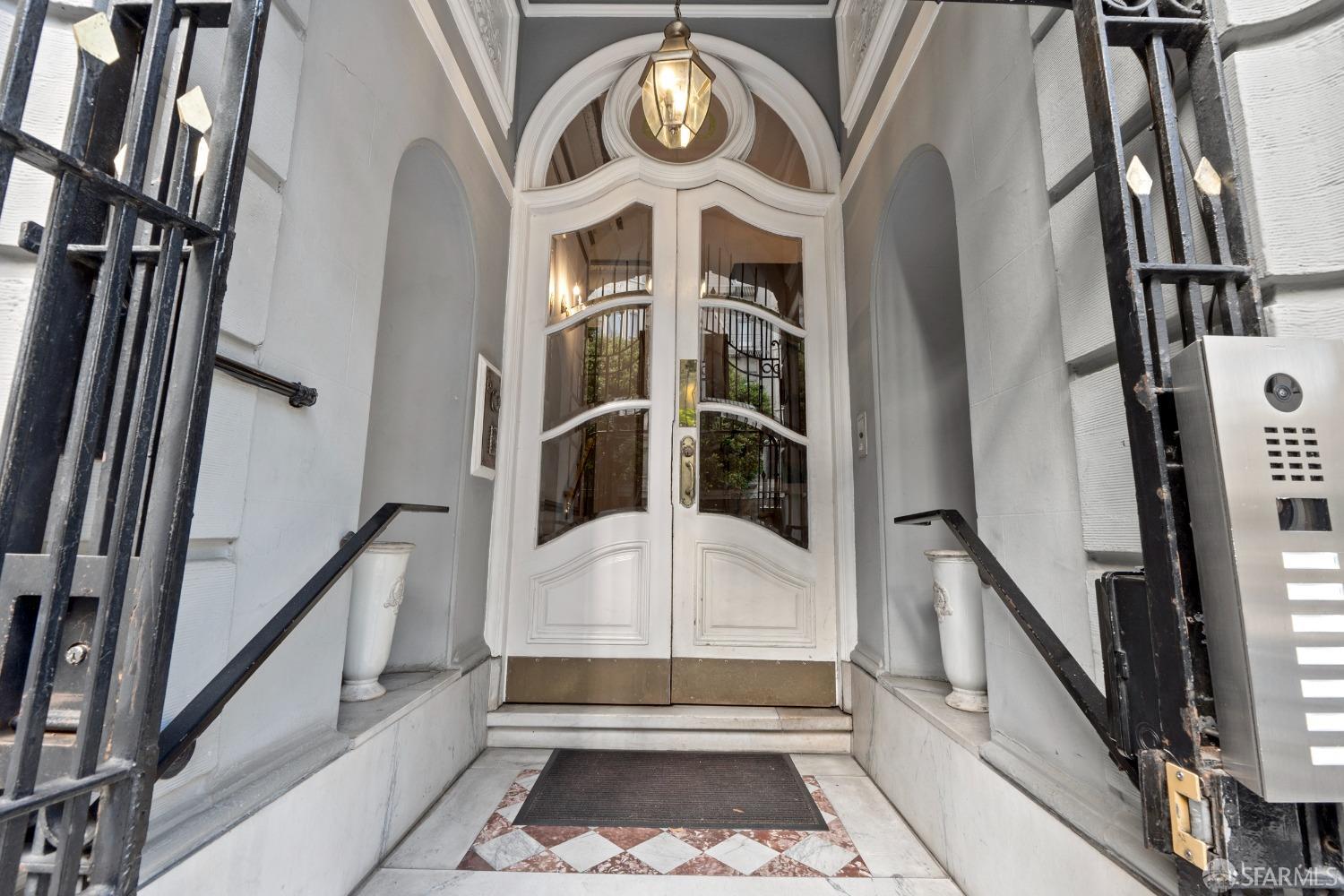 630 Leavenworth Street Unit: Grdn