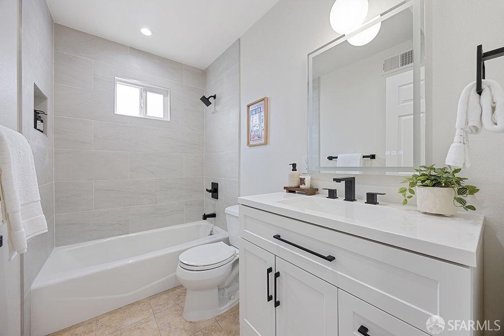 385 Castle Street, Daly City