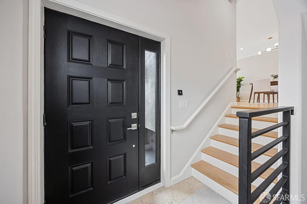 385 Castle Street, Daly City