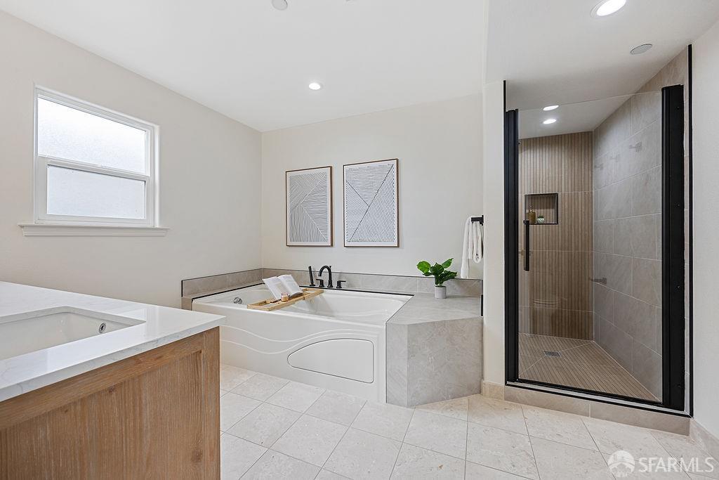 385 Castle Street, Daly City