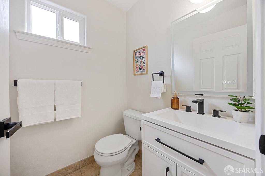 385 Castle Street, Daly City