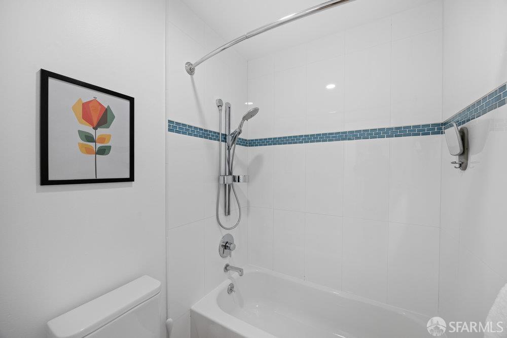 945 Corbett Avenue #206, San Francisco