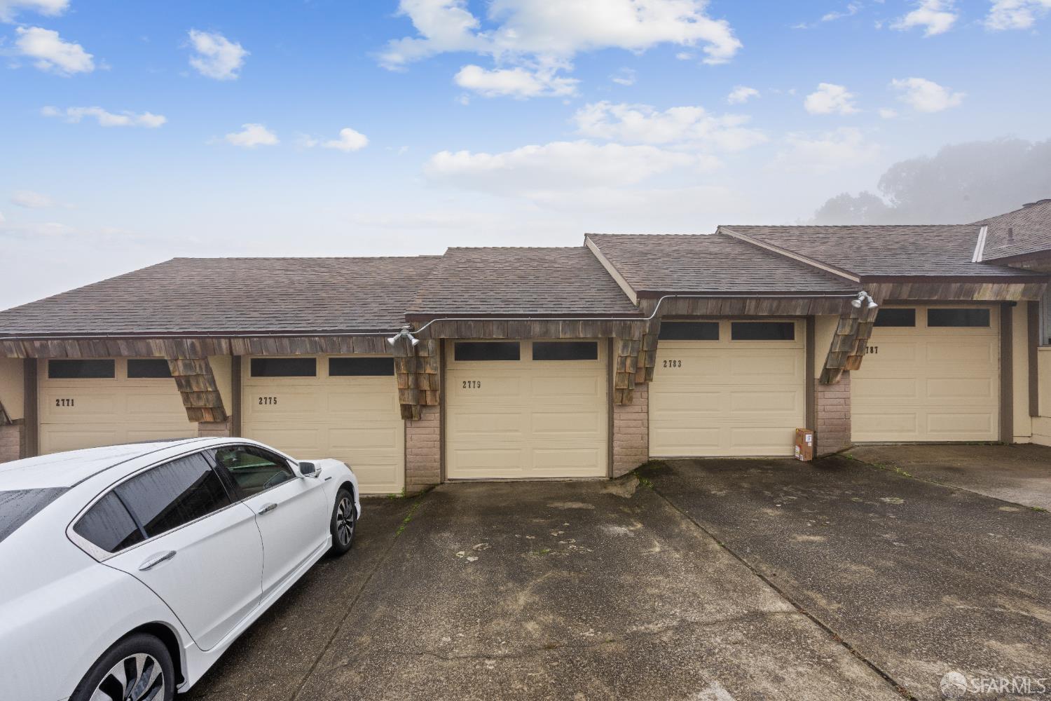 2779 Duhallow Way, South San Francisco