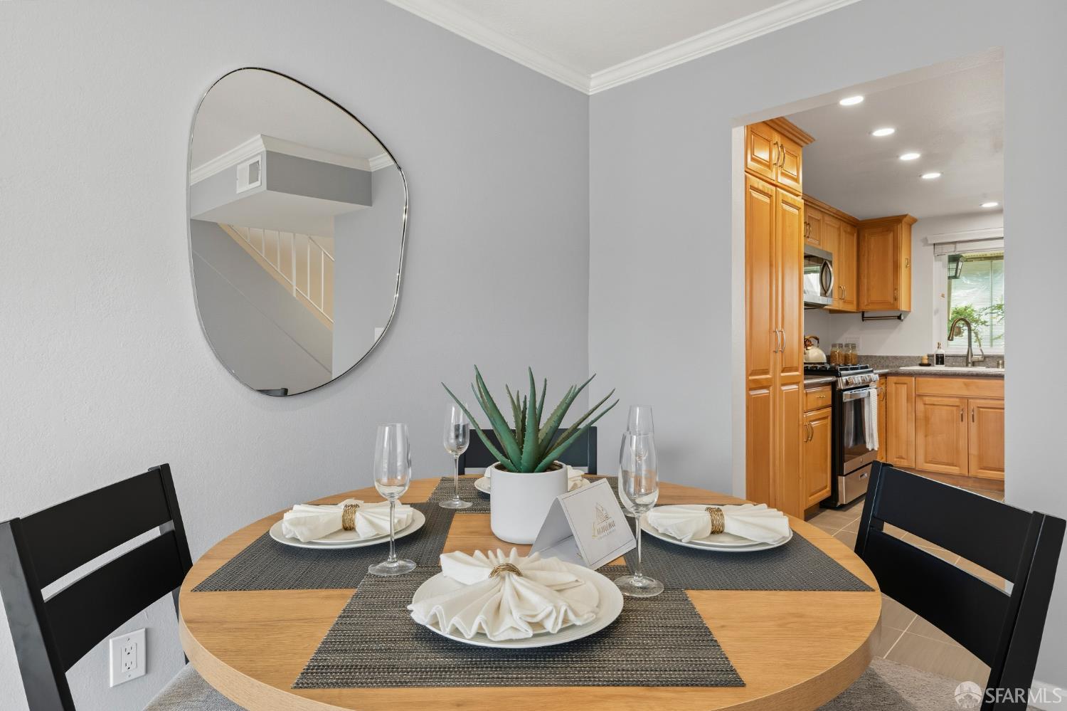 2779 Duhallow Way, South San Francisco