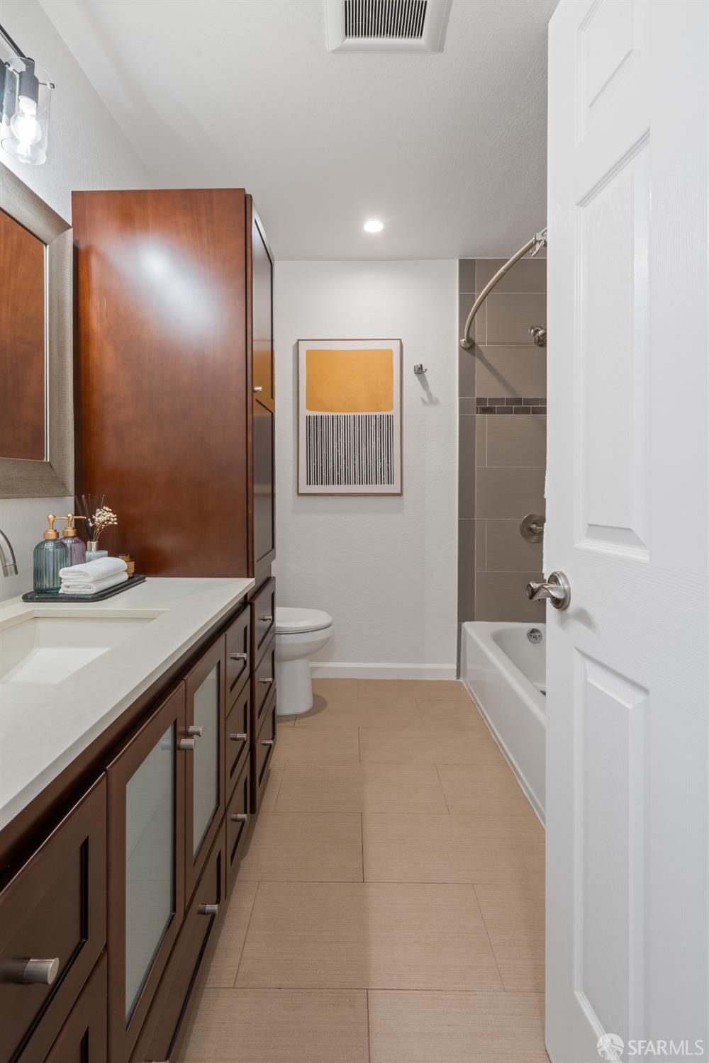 2779 Duhallow Way, South San Francisco