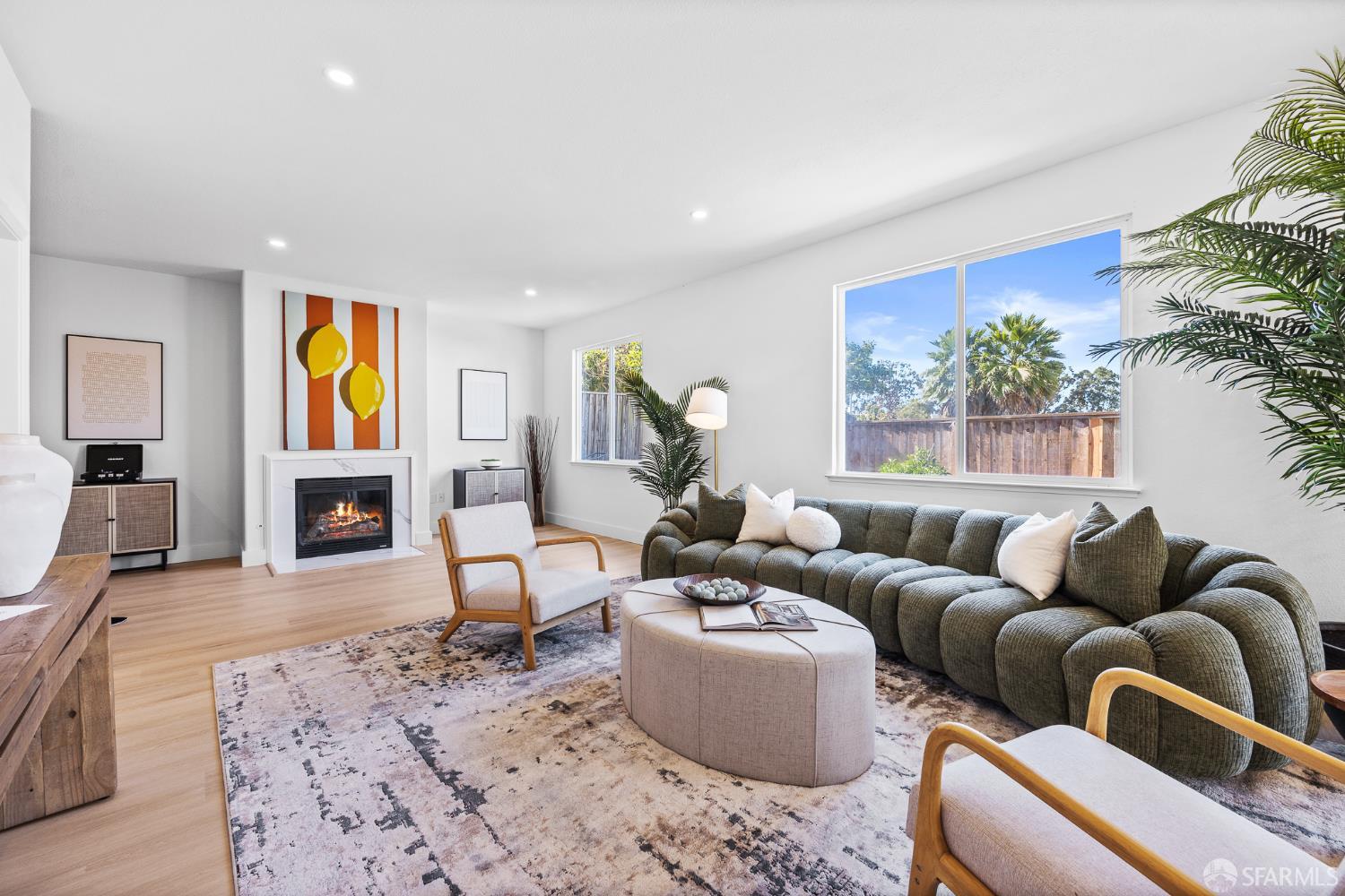 321 Hawk Ridge Drive, Richmond