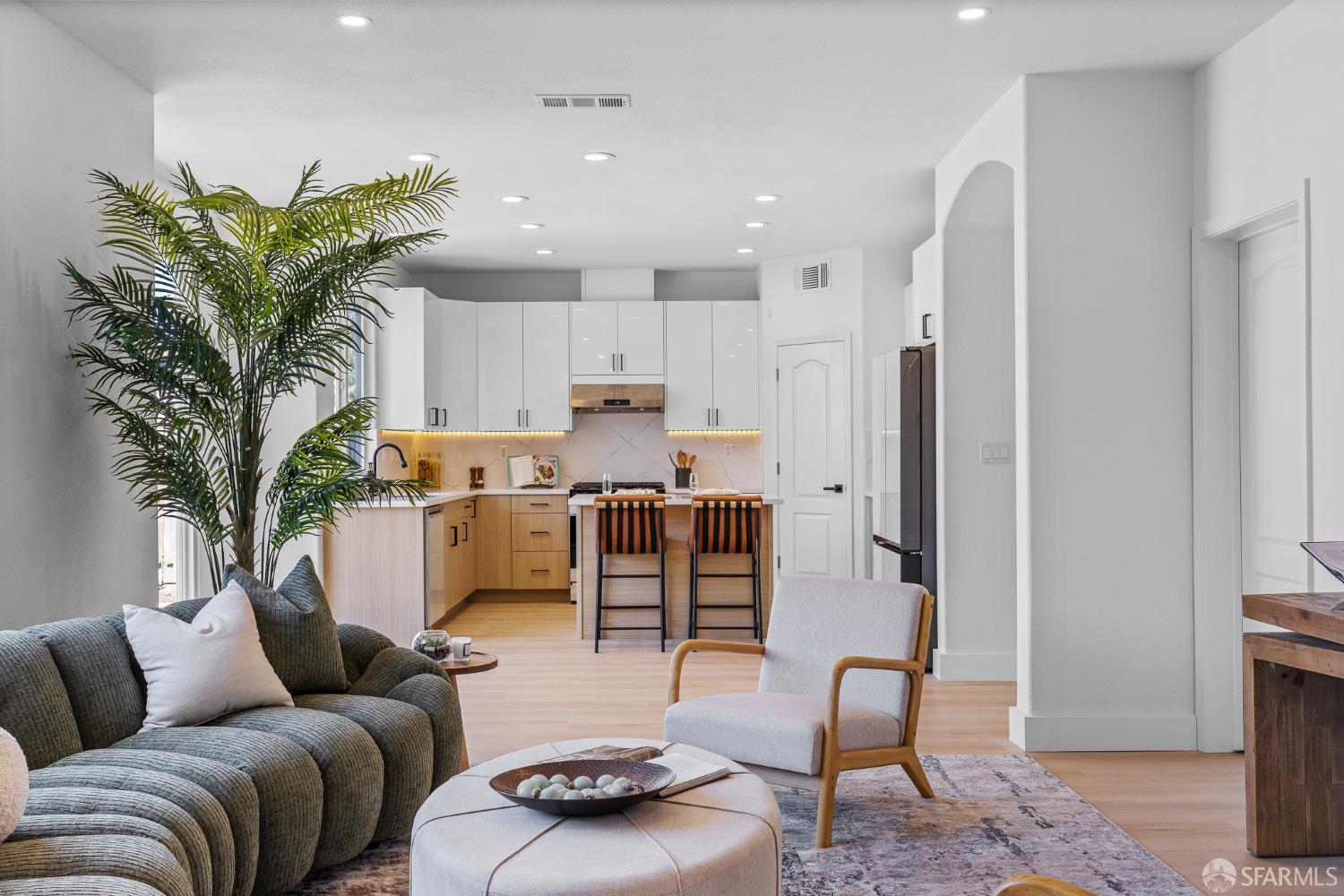 321 Hawk Ridge Drive, Richmond