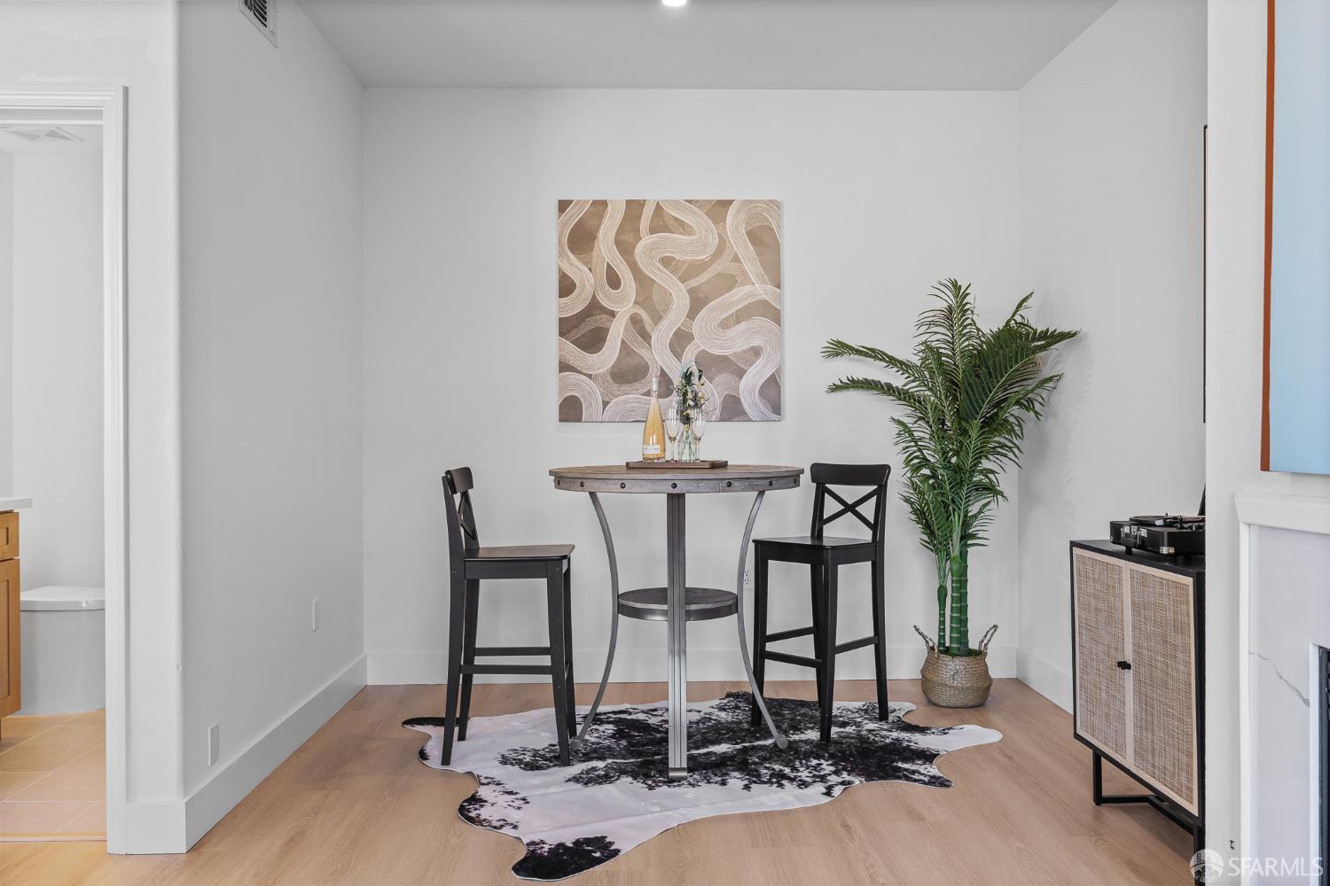 321 Hawk Ridge Drive, Richmond