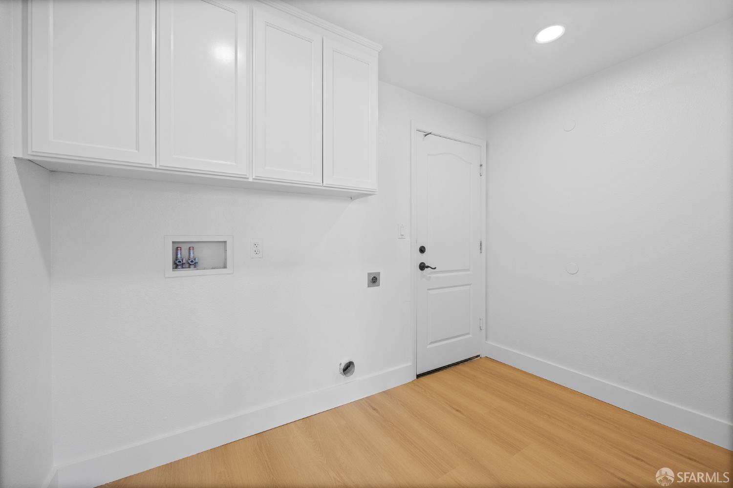 321 Hawk Ridge Drive, Richmond