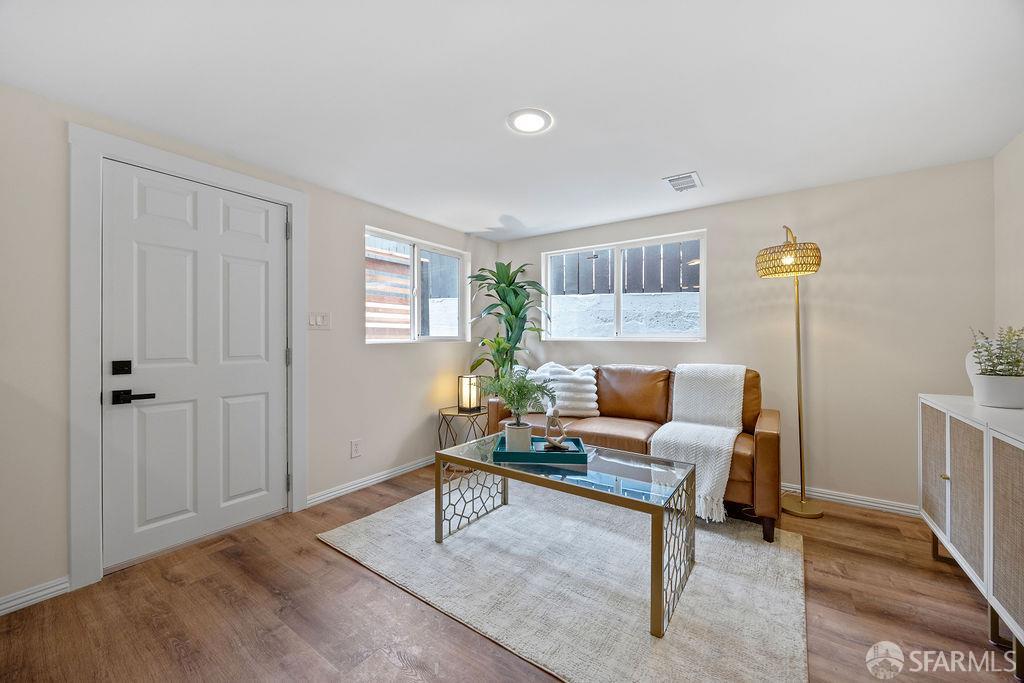 35 Guttenberg Street, San Francisco